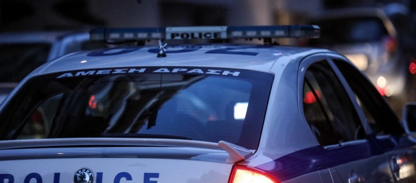 Συνελήφθησαν δύο άτομα για διακίνηση ναρκωτικών στη Γλυφάδα